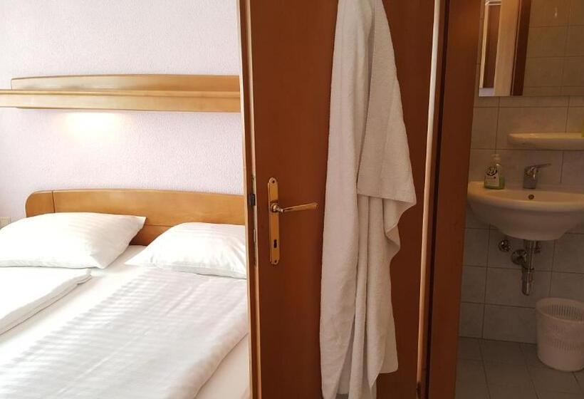 חדר סטנדרט, Gasthof Paradiesgartl