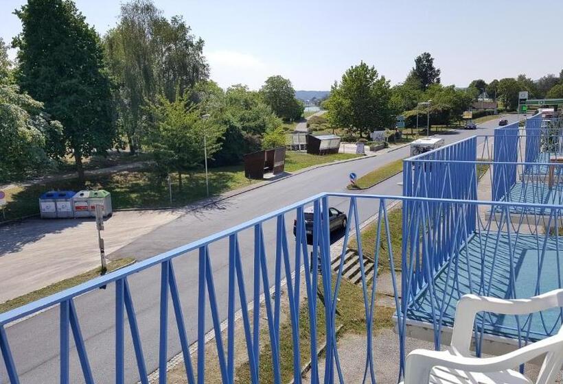 חדר סטנדרט יחיד, Gasthof Paradiesgartl