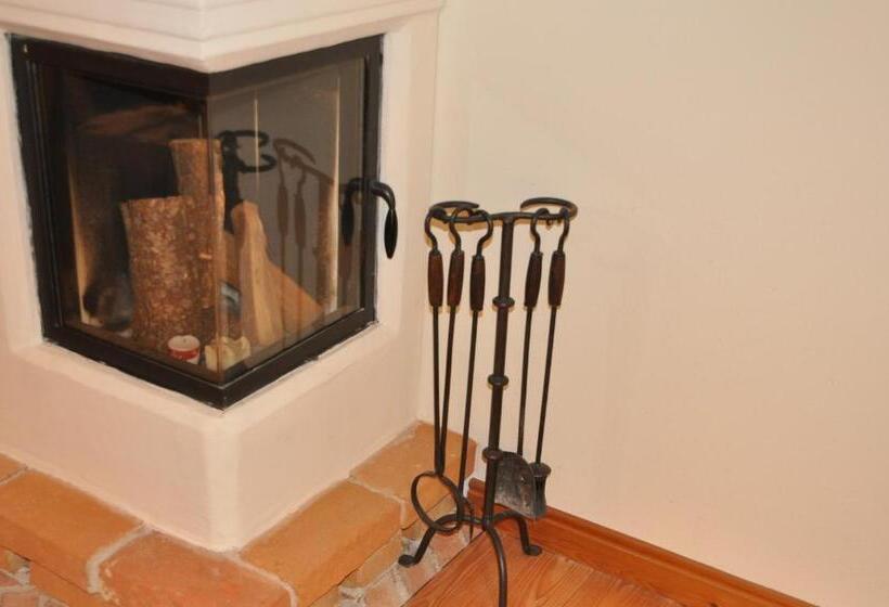 Апартаменты 1 Спальня, Haus Treffer