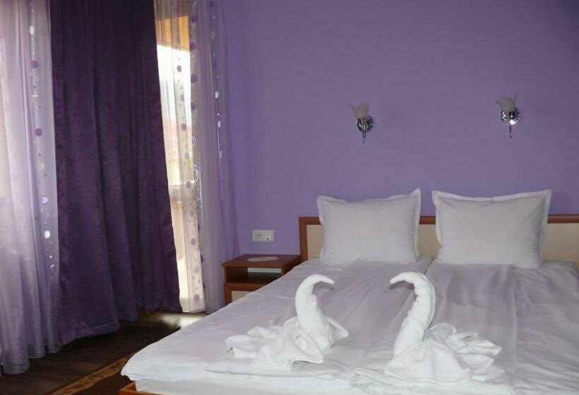 スタンダードルーム, Kashta Peychevi