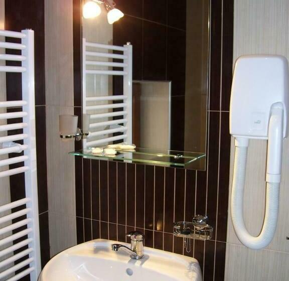 スタンダードルーム, Kashta Peychevi