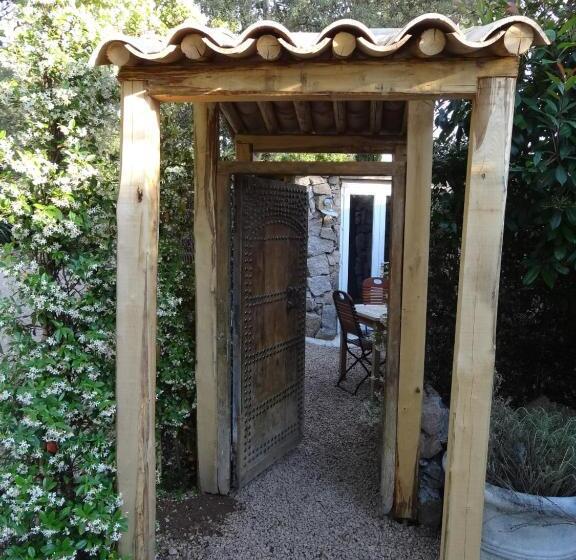 Студия Стандарт, Maranatha Résidence Avec Plage Privée, Piscine Chauffée