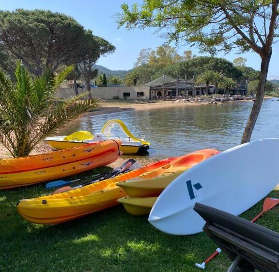 Вилла 2 Спальни Вид на Море, Maranatha Résidence Avec Plage Privée, Piscine Chauffée