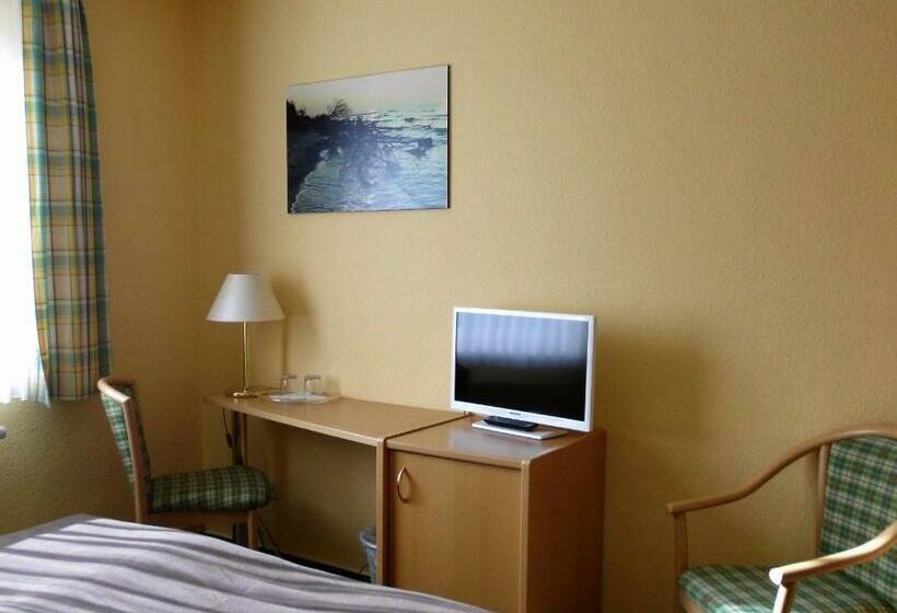 Номер Стандарт с Террасой, Frühstückspension Landhaus Lange