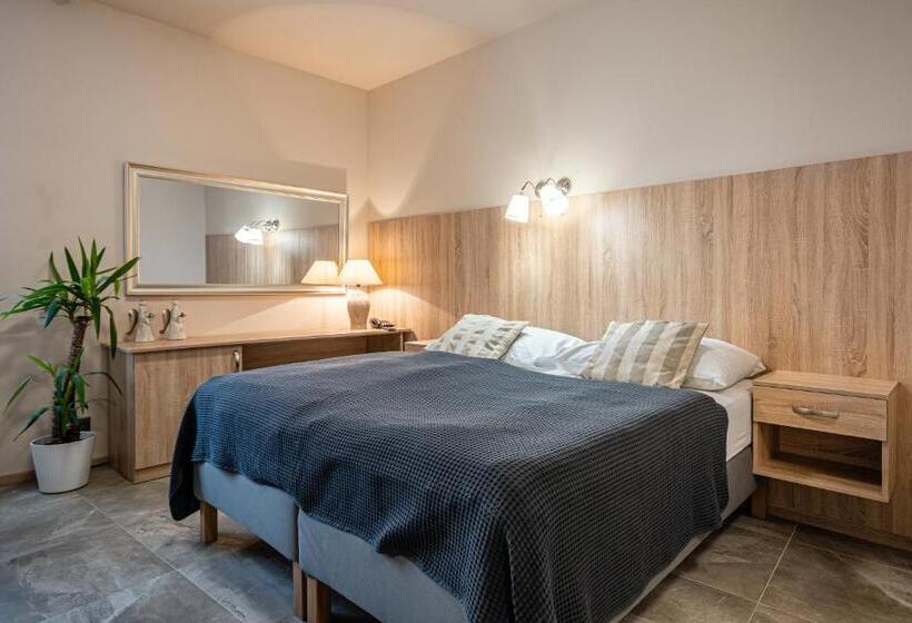 اتاق استاندارد, Penzion A Restaurace Stará Roudná