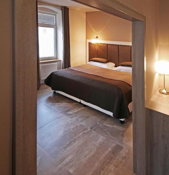 اتاق لوکس چهار تخته, Penzion A Restaurace Stará Roudná