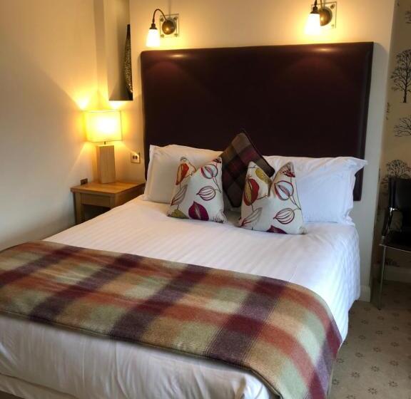 Номер Клуб, The Wheatley Arms