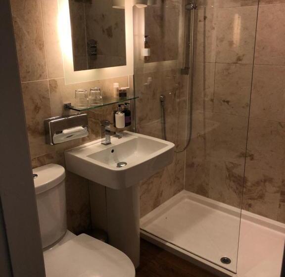 Номер Стандарт, The Wheatley Arms