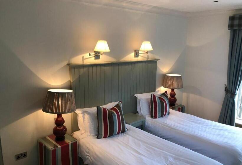 Номер Стандарт, The Wheatley Arms