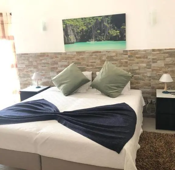 اتاق استاندارد, Apartamentos E Quartos Atalaia