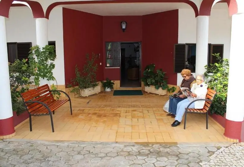 آپارتمان 1 خوابه, Apartamentos E Quartos Atalaia