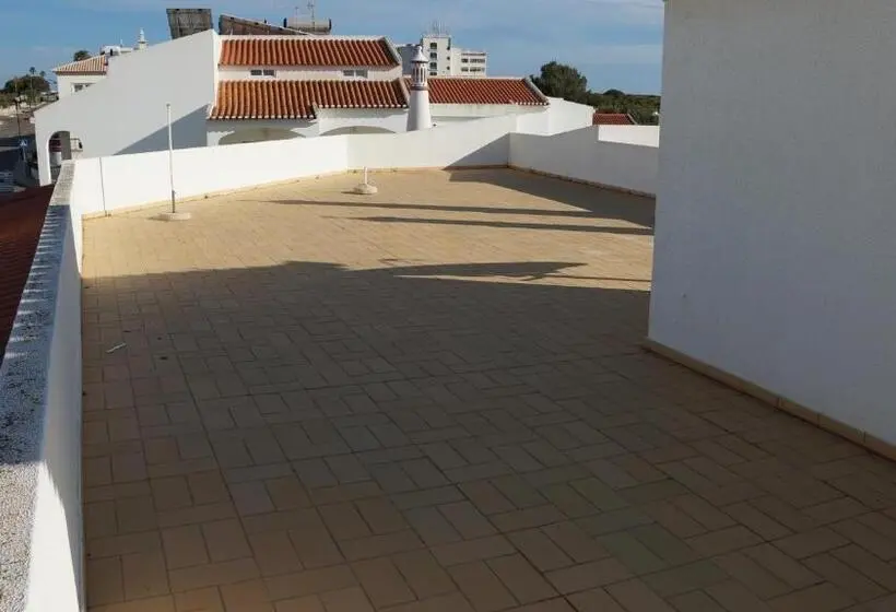 آپارتمان 2 خوابه, Apartamentos E Quartos Atalaia