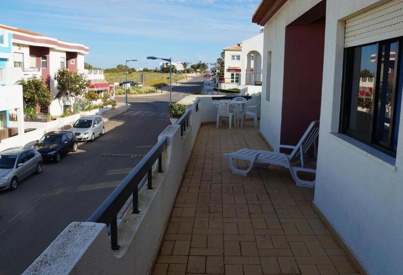 침실 2개 아파트, Apartamentos E Quartos Atalaia