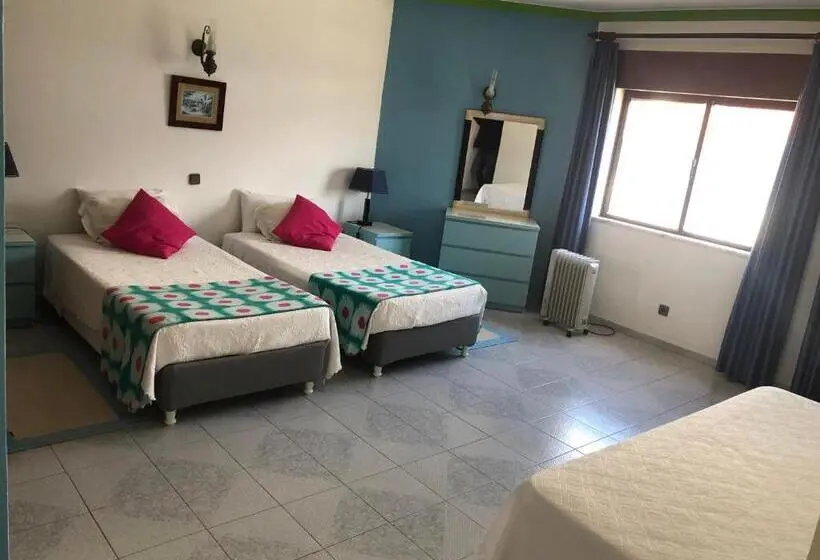 آپارتمان 2 خوابه, Apartamentos E Quartos Atalaia