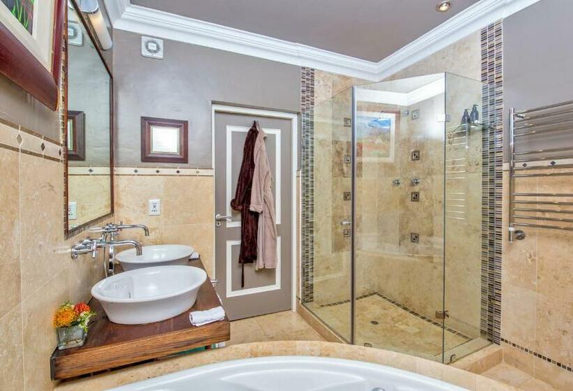 Номер Deluxe Кровать Кинг, Alexander Guest House