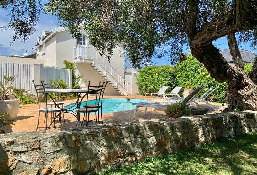 خانه 1 خوابه, Anchor's Rest