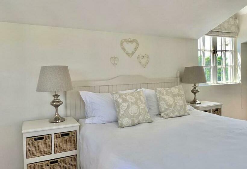 خانه 1 خوابه, Anchor's Rest