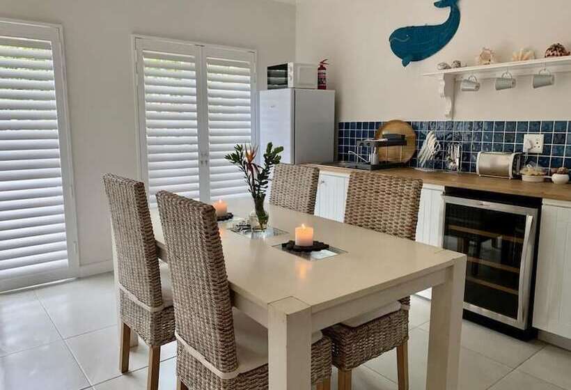 خانه 1 خوابه, Anchor's Rest