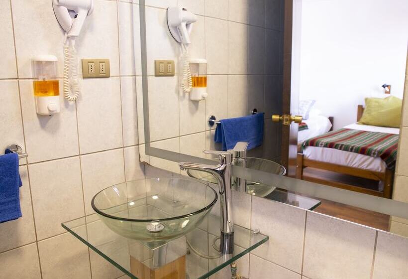 스탠다드 트리플 룸 테라스, Casa Lickana B&b