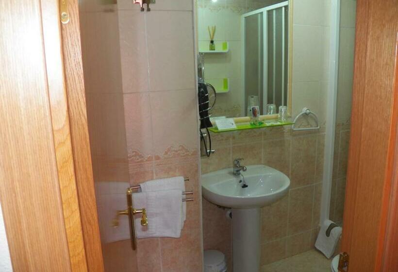 اتاق استاندارد یک نفره, Pensión El Otero