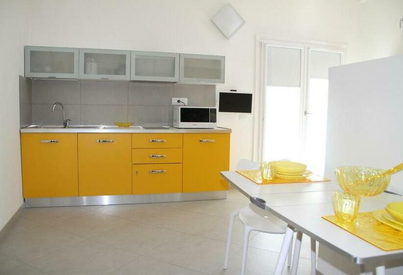 标准间, Iride Guest House