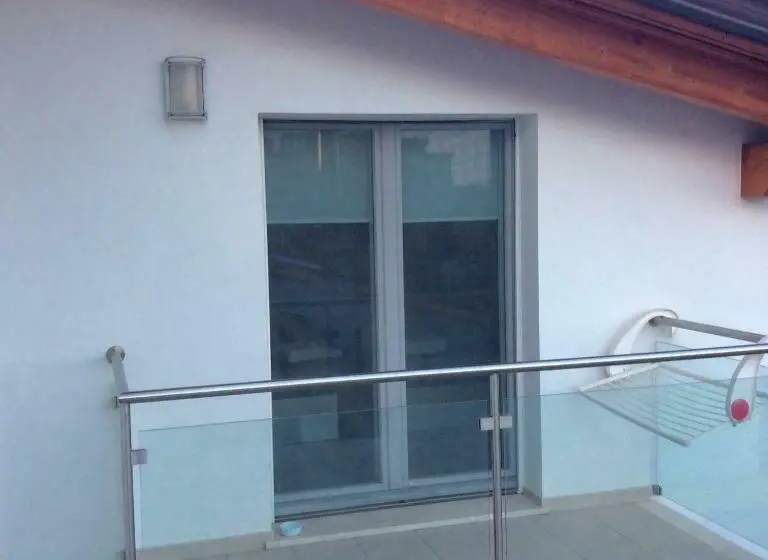 اتاق استاندارد سه نفره, Iride Guest House