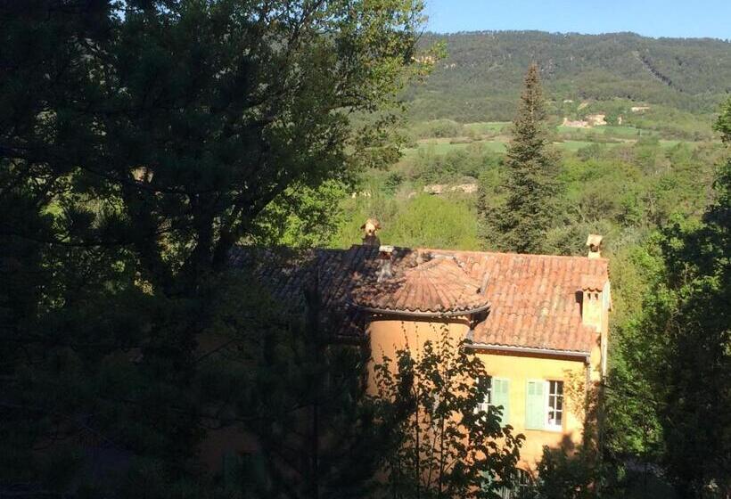 اتاق استاندارد با چشم‌انداز پارک, Domaine D Angouire