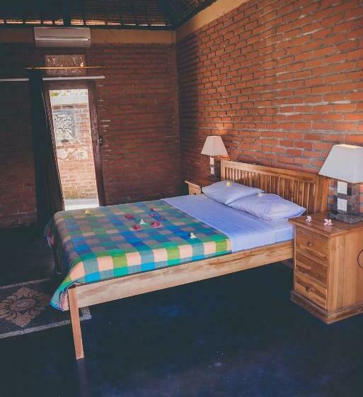 スタンダードルーム, Satria Bungalow