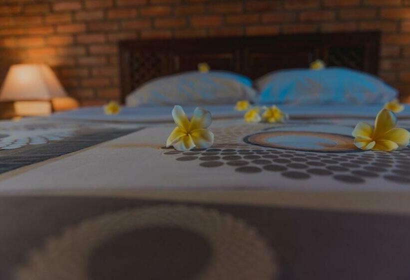 スタンダードルーム, Satria Bungalow