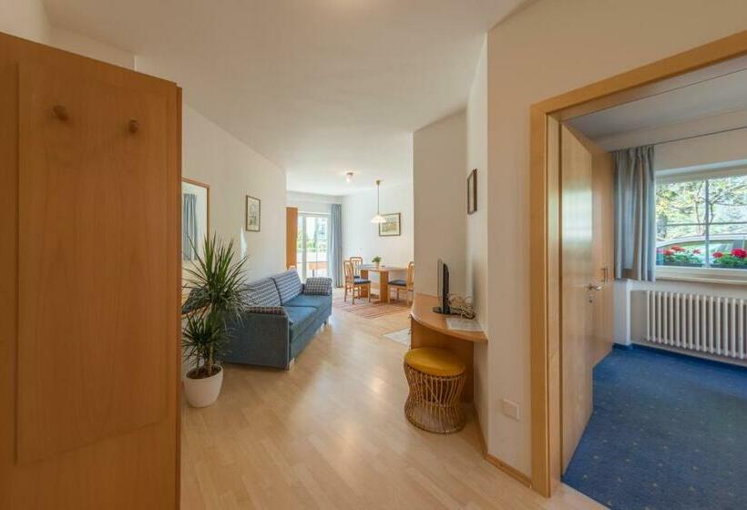 آپارتمان 1 خوابه, Villa Majense