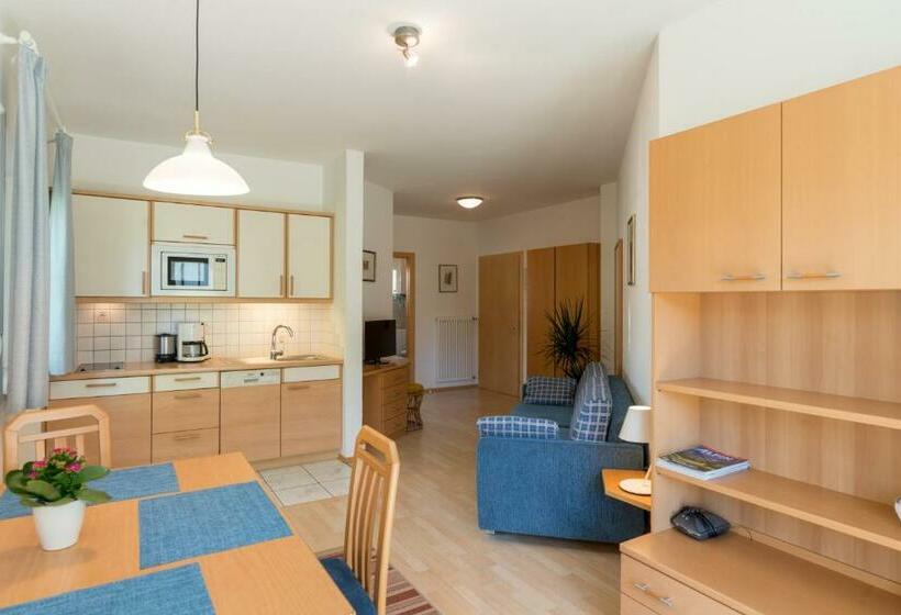 آپارتمان 1 خوابه, Villa Majense