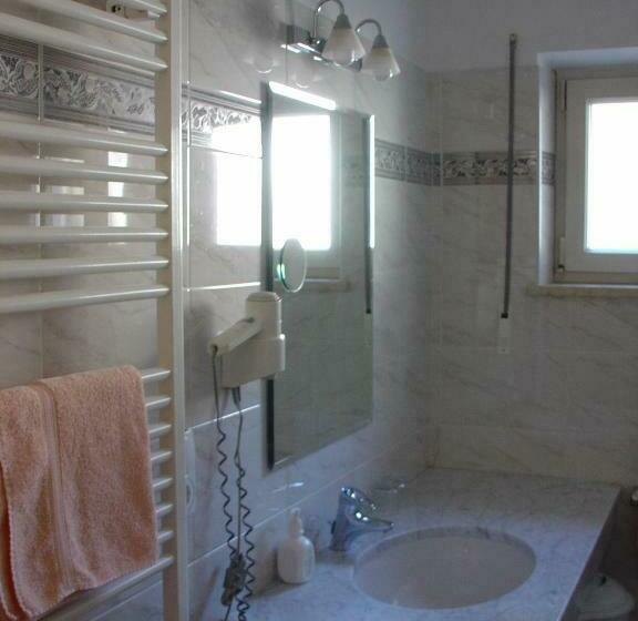 آپارتمان 1 خوابه, Villa Majense