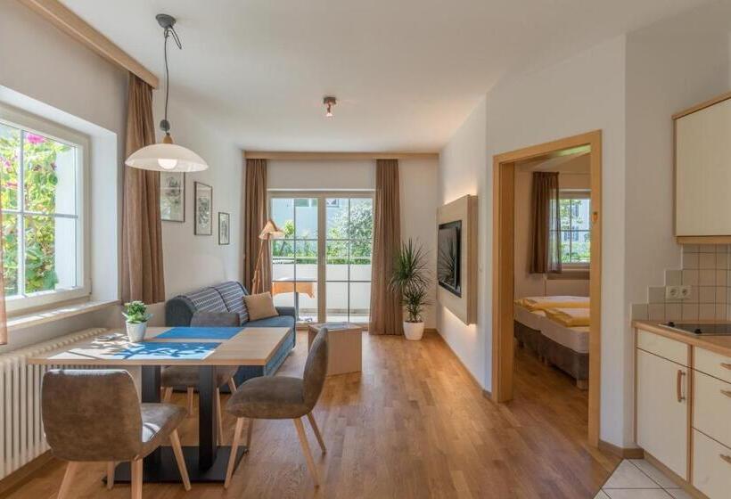 آپارتمان لوکس 1 خوابه, Villa Majense