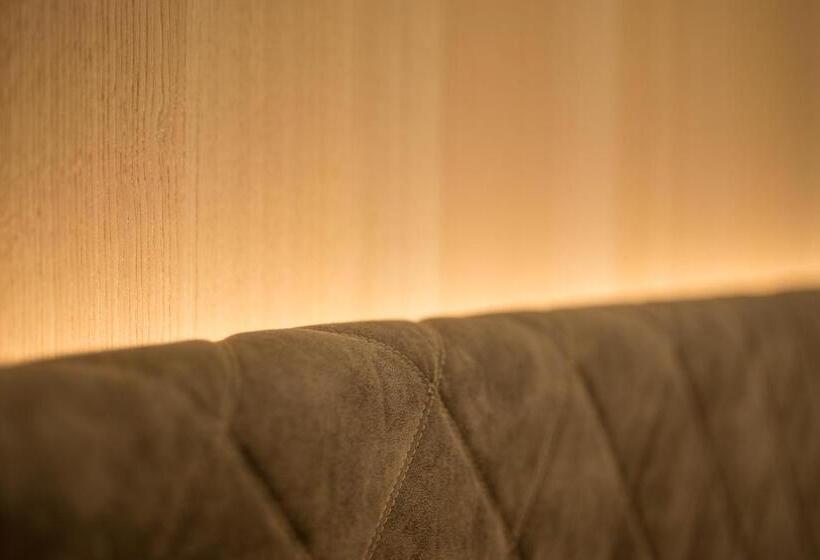 آپارتمان لوکس 1 خوابه, Villa Majense