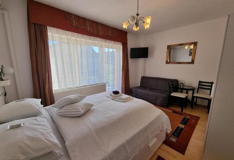 اتاق لوکس, Abigél Vendégház