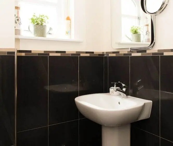 Habitació Estàndard Individual Bany Compartit, Maes Bach