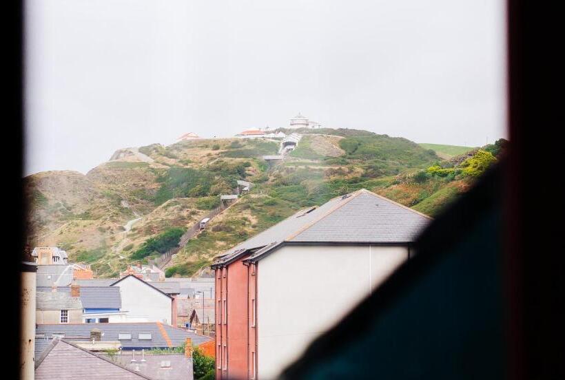 חדר סטנדרט חדר אמבטיה משותף, Maes Bach