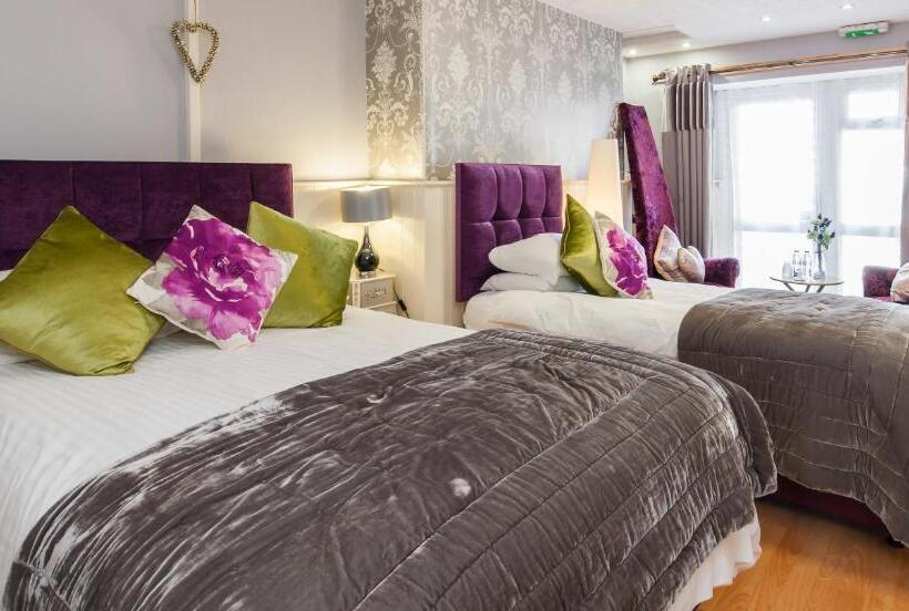 חדר סטנדרט, Maes Bach