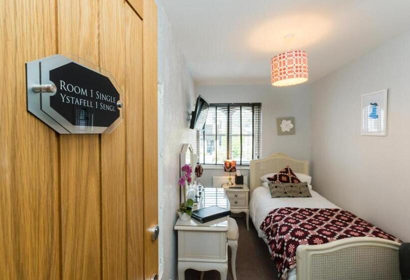 חדר סטנדרד יחיד חדר אמבטיה משותף, Maes Bach