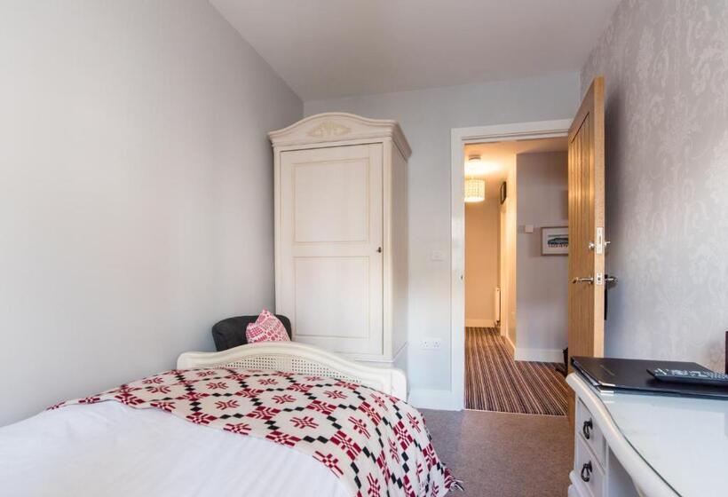 חדר סטנדרד יחיד חדר אמבטיה משותף, Maes Bach