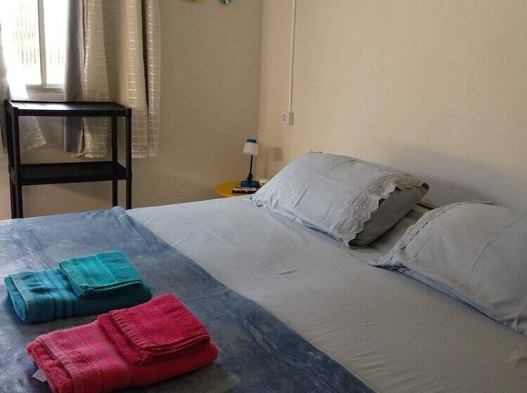 スタンダードルーム, Palhoça Da Colina