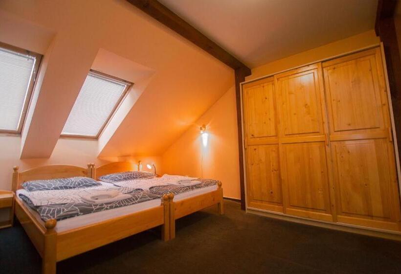 스탠다드 트리플 룸, Penzion Moyzes