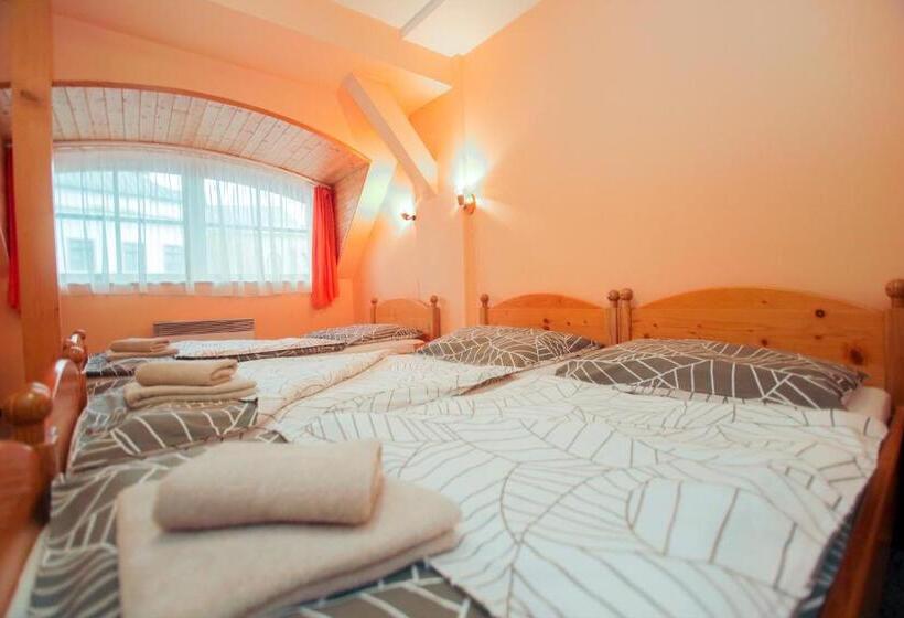 스탠다드 트리플 룸, Penzion Moyzes