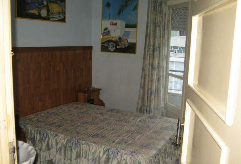 اتاق استاندارد با سرویس بهداشتی مشترک, Residencial Nosso Lar