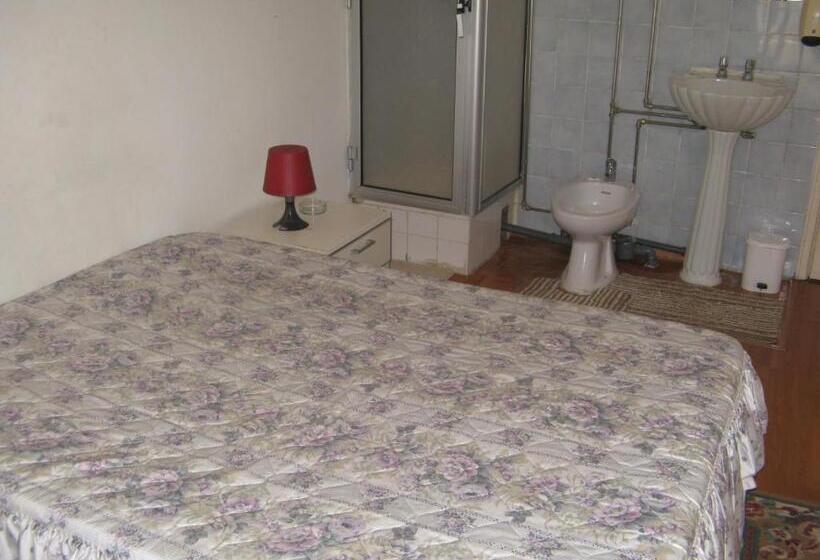 اتاق استاندارد با سرویس بهداشتی مشترک, Residencial Nosso Lar