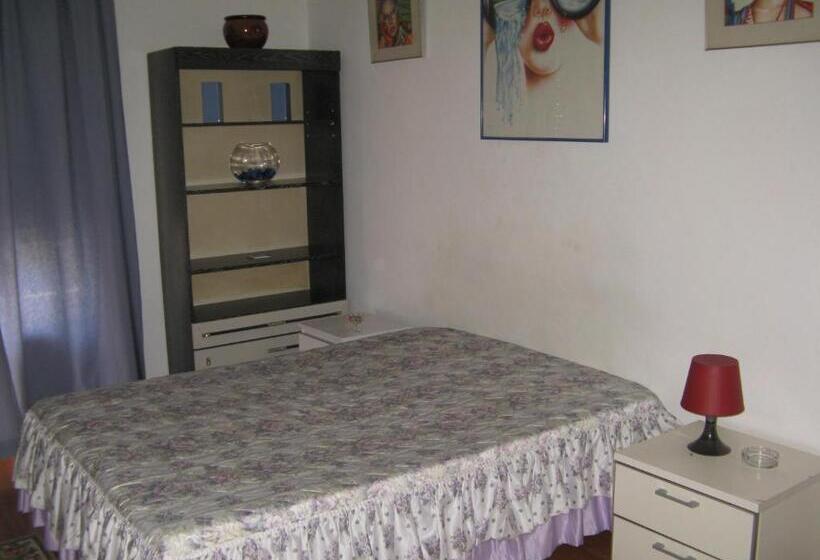 اتاق استاندارد با سرویس بهداشتی مشترک, Residencial Nosso Lar