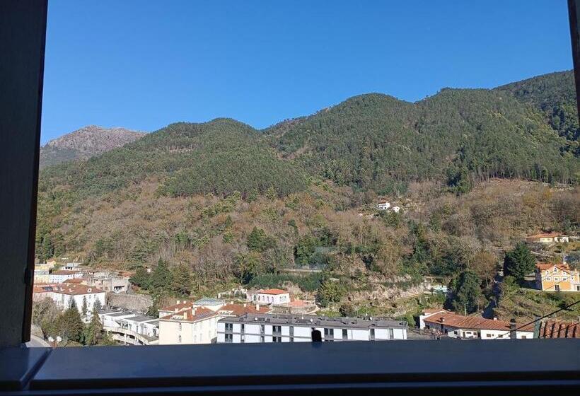 غرفة قياسية ثلاثية, São Miguel Do Gerês