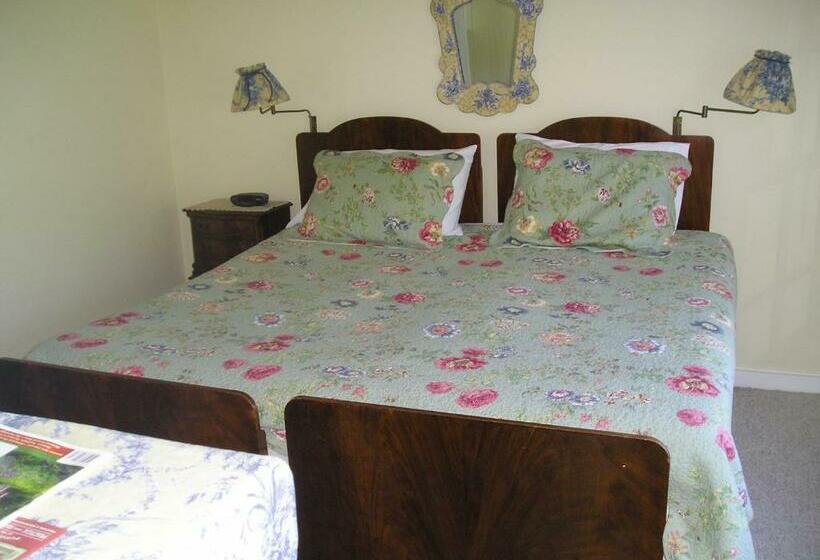 Номер Стандарт, Cooper Hill Inn