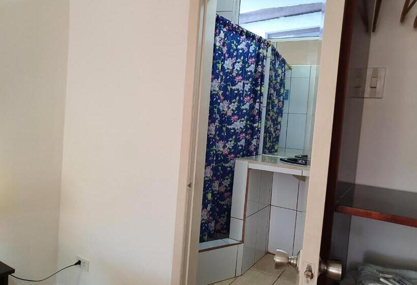 חדר סטנדרט לארבעה, Hostal Cerro Azul