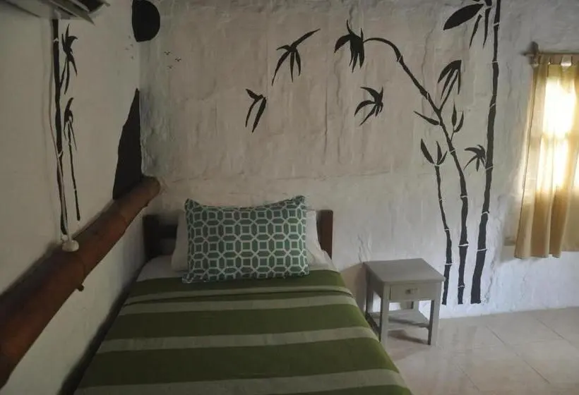 بانگلوی استاندارد, Viejamar B&b